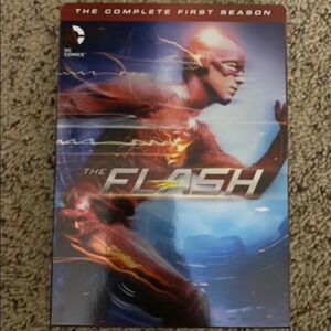 The Flash complete first season on dvd